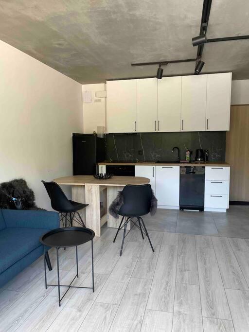 Nowy Apartament W Stylu Industrialnym Przy Porcie Appartamento Gdynia Esterno foto