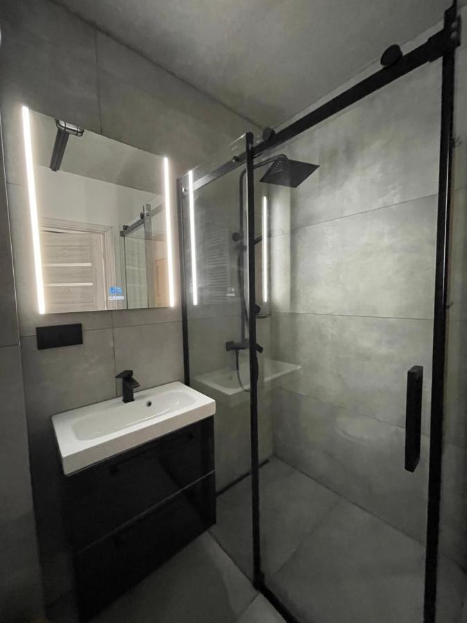 Nowy Apartament W Stylu Industrialnym Przy Porcie Appartamento Gdynia Esterno foto